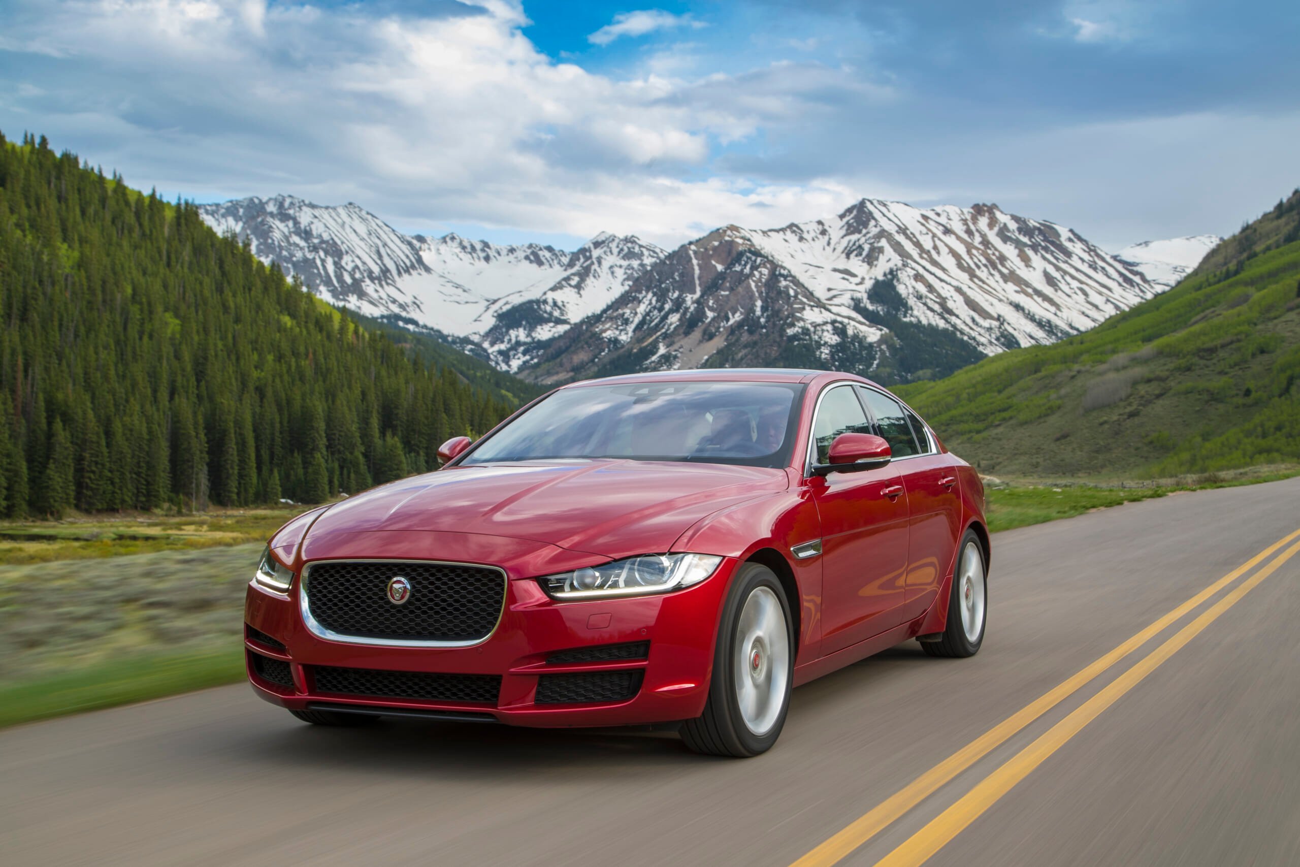 XE_20d_AWD_121.jpg