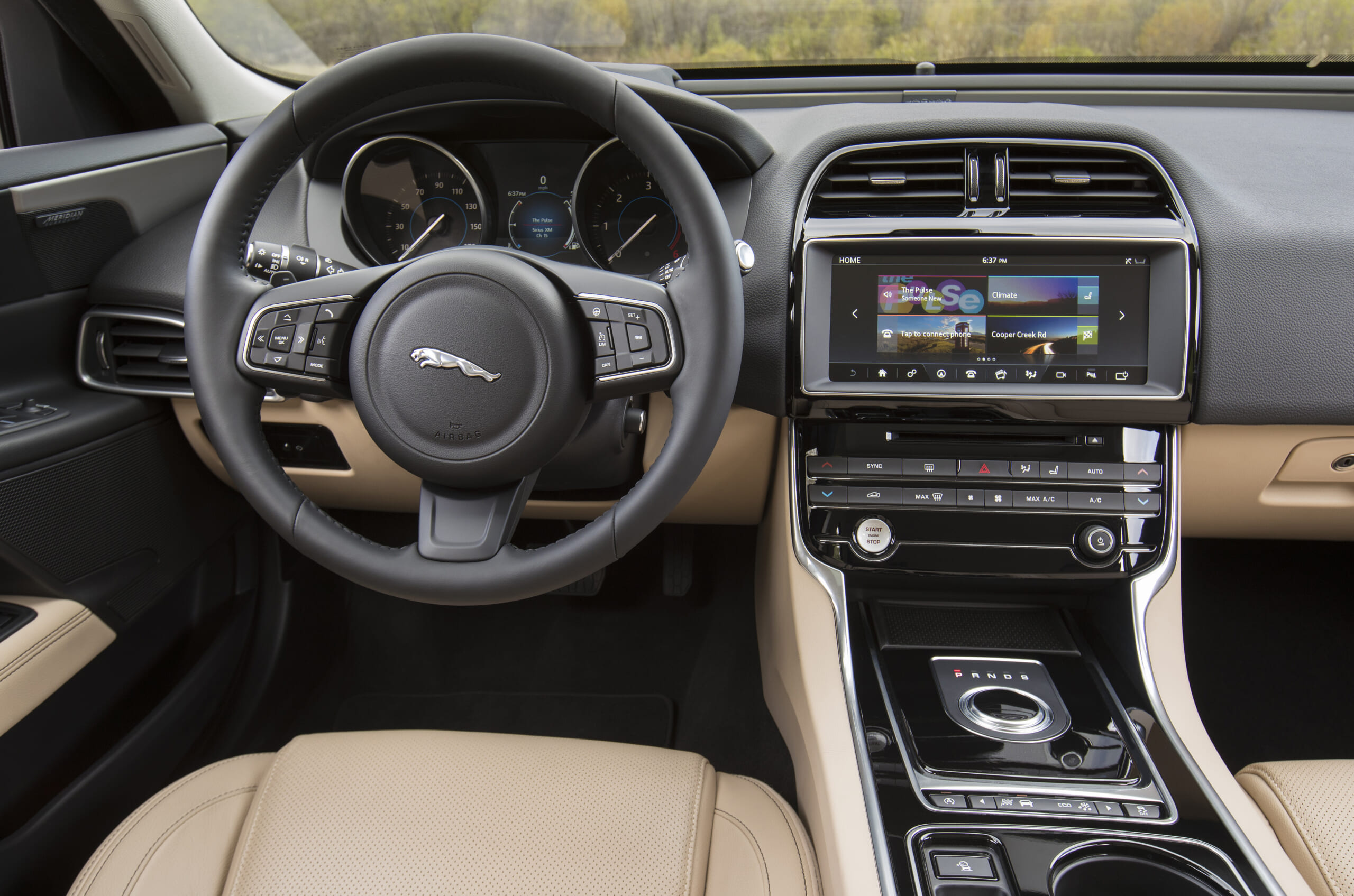 XE_20d_AWD_157.JPG