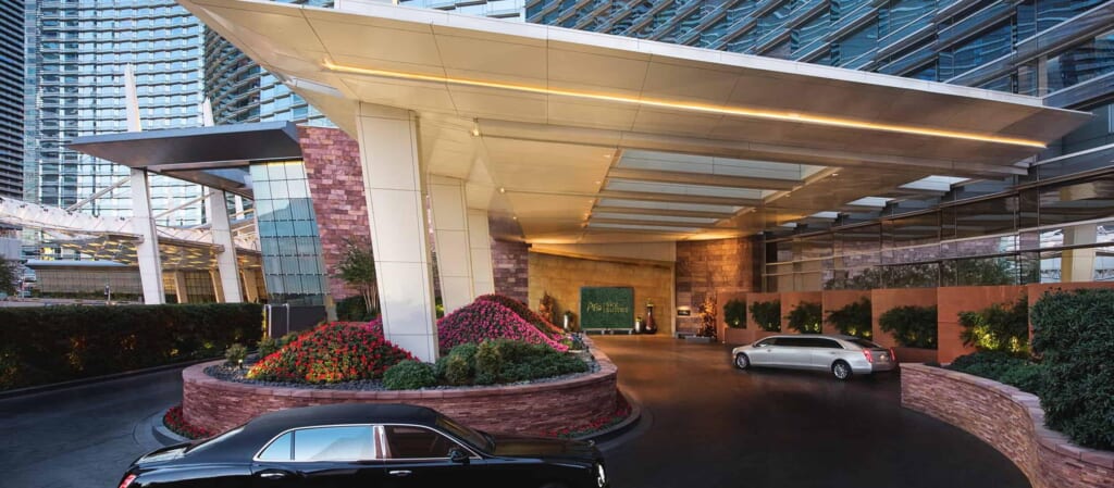 Las Vegas suites lift luxury to new heights 