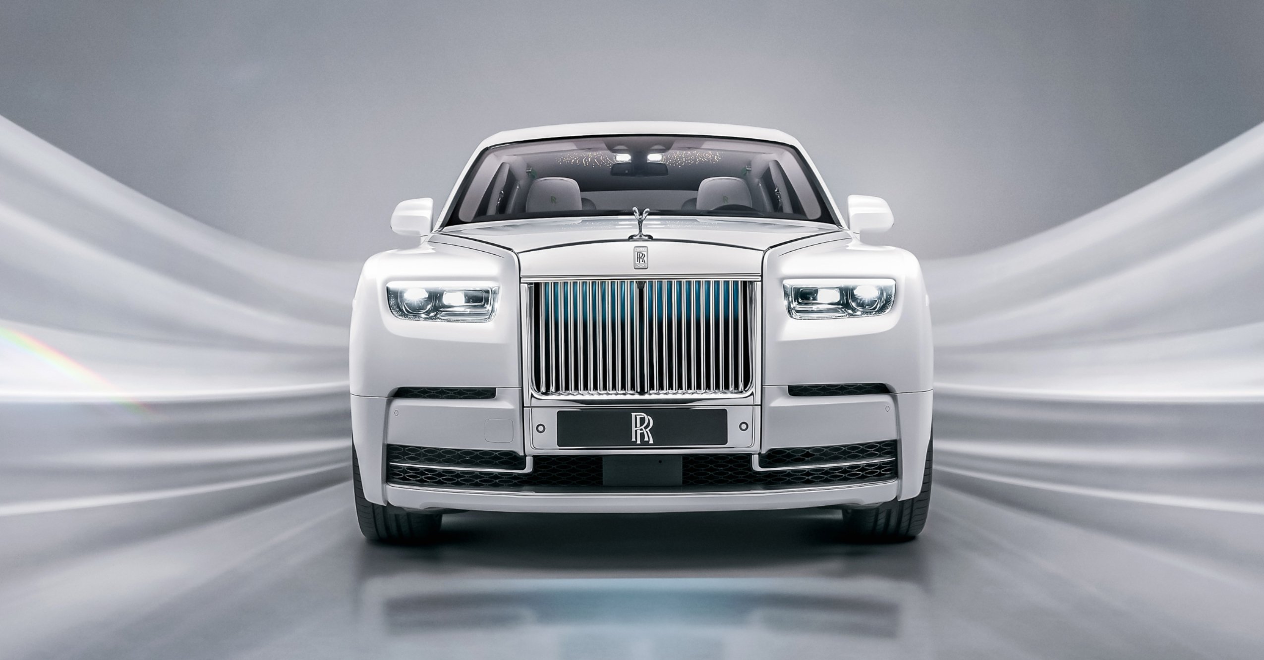 RollsRoyce Phantom Silver Colour  Silver Phantom Price