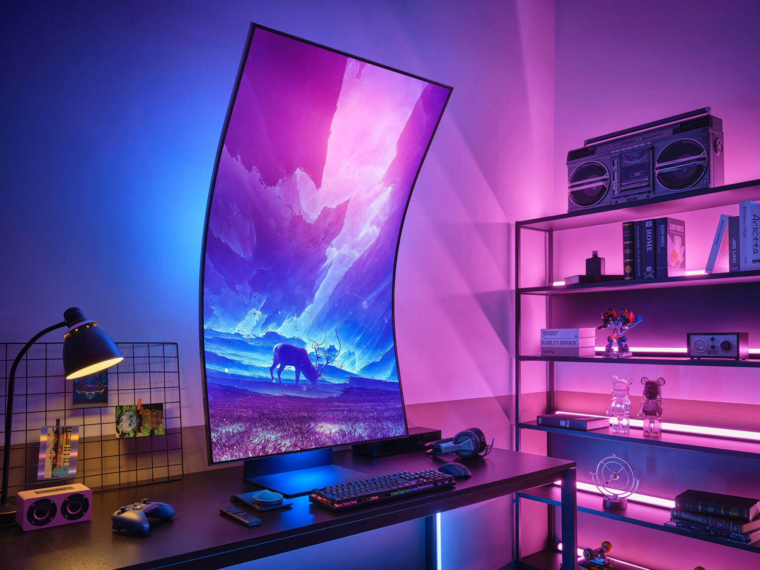 The 55 Inch Samsung Odyssey Ark Curved Gaming Screen Is A Total Game 