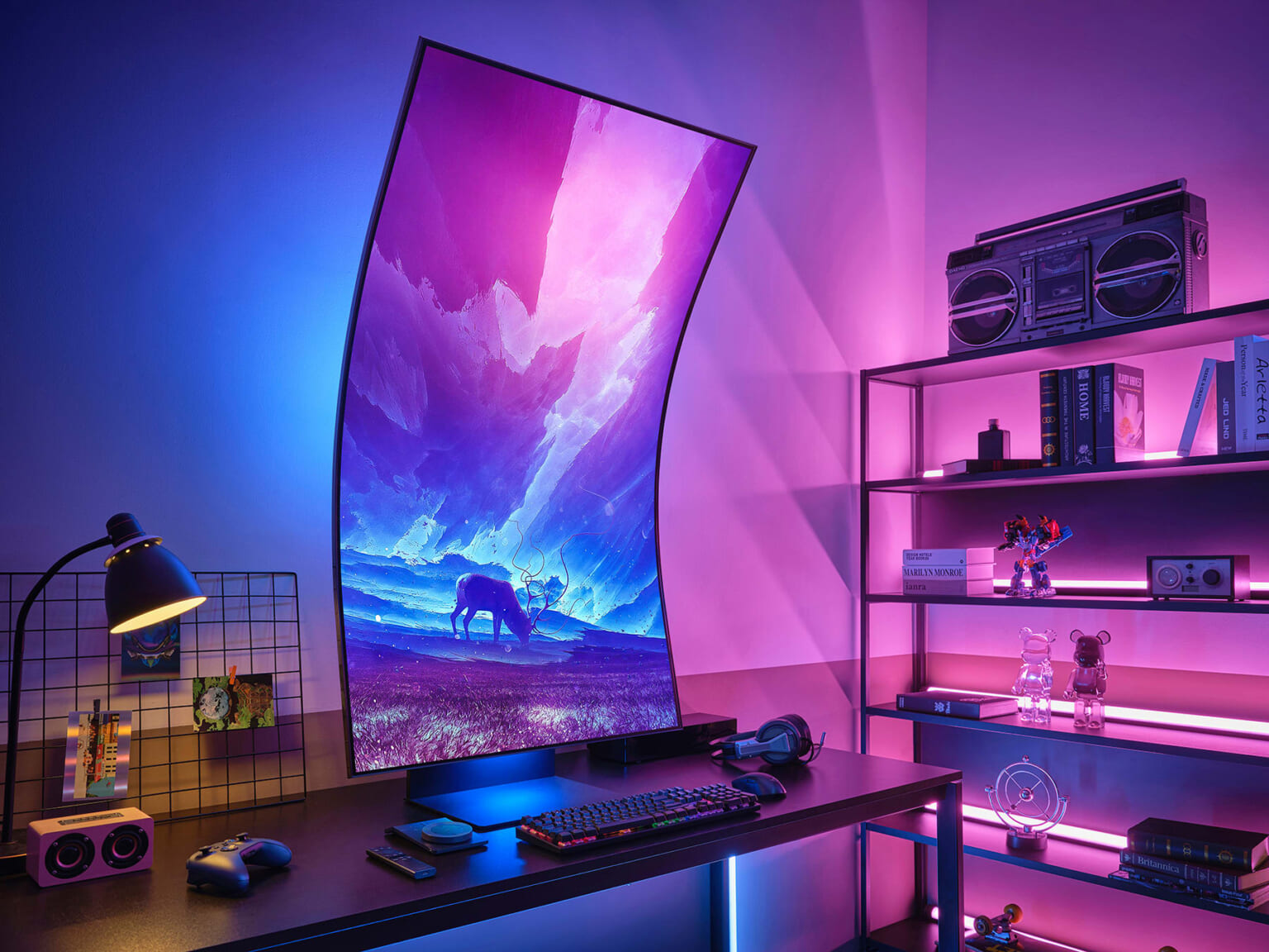 The 55Inch Samsung Odyssey Ark Curved Gaming Screen Is A Total Game