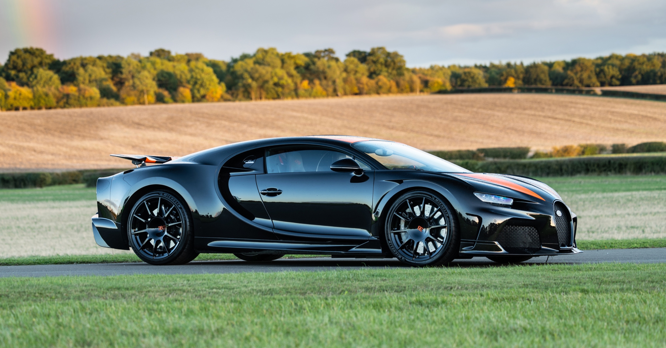 https://www.maxim.com/wp-content/uploads/2022/10/2022-Bugatti-Chiron-Super-Sport-300-Promo.jpg