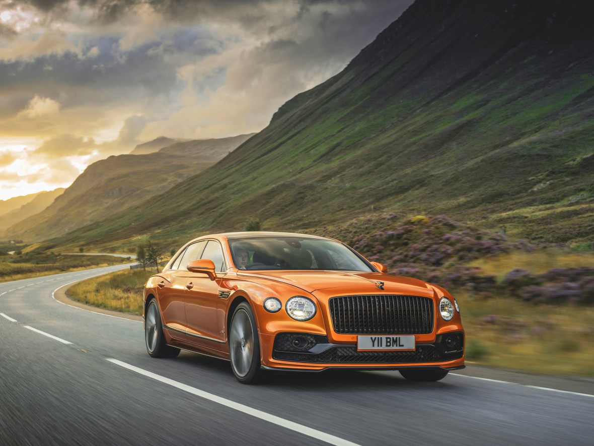 Flying Spur Speed 1 Copy Test-Driving The 207-Mph Flying Spur Speed On The Ultimate Bentley