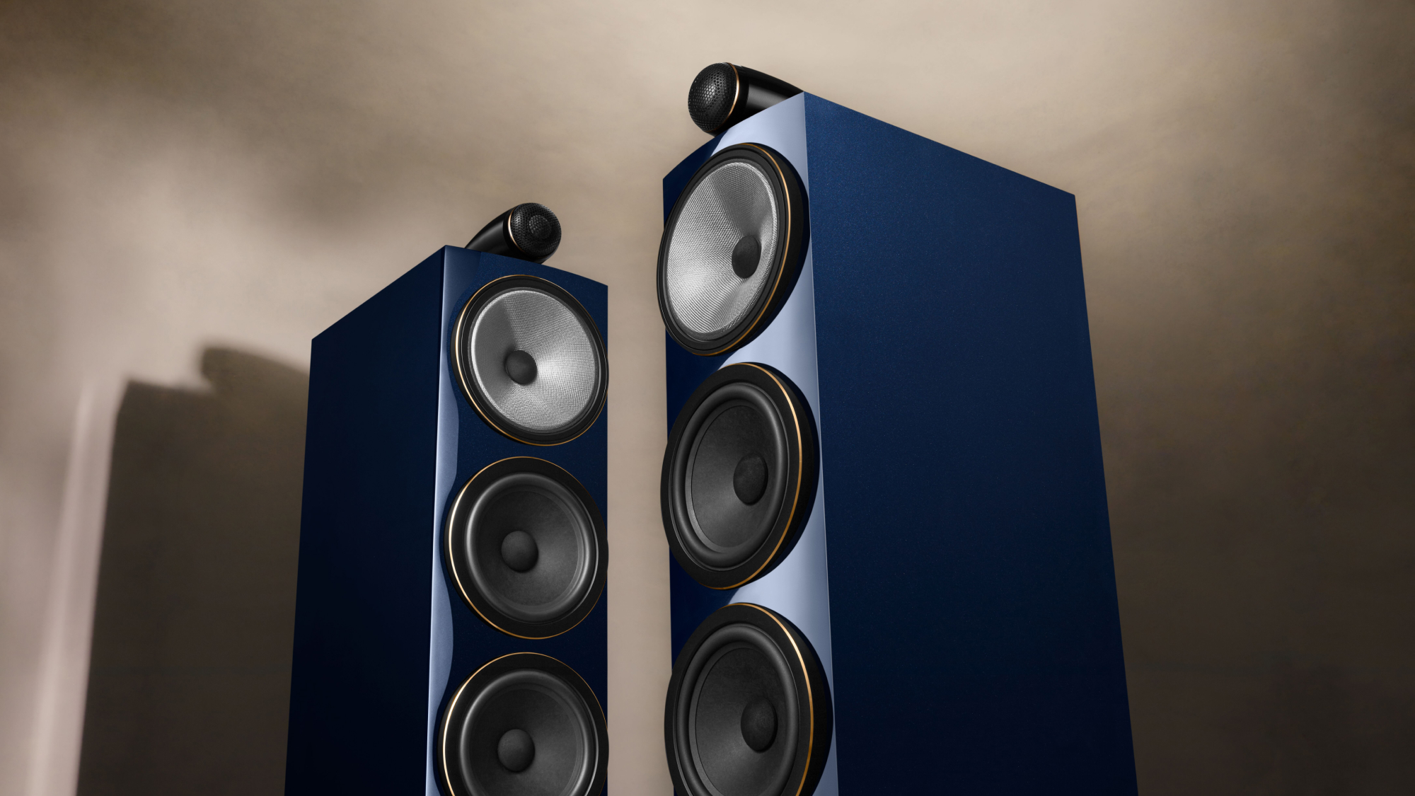 Bowers &amp; Wilkins Cranks Up ‘Ultimate Version’ Of 700 Series Floor Speakers