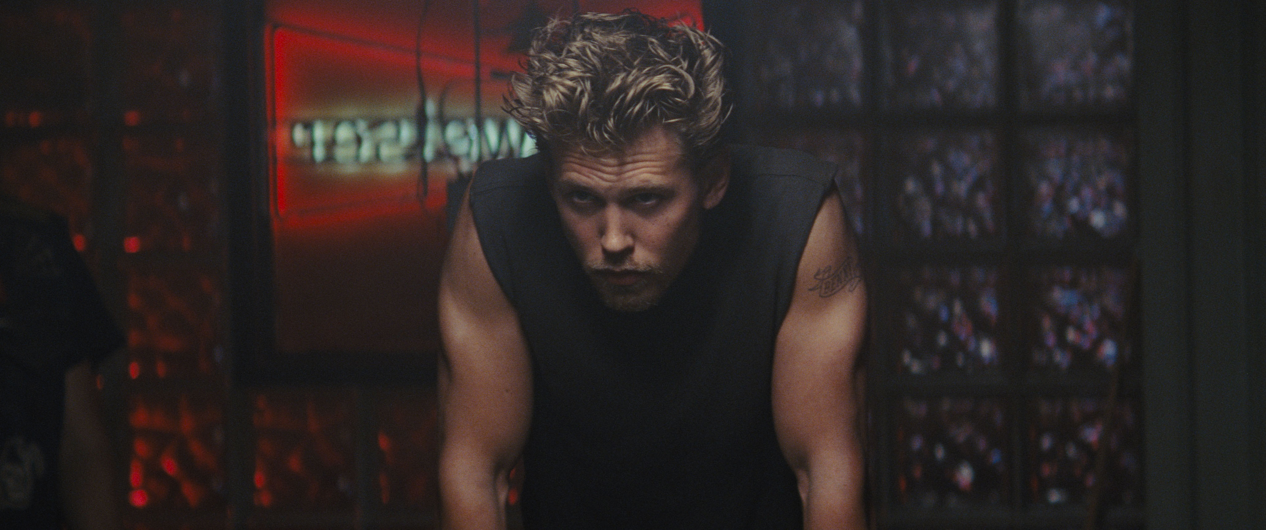 'The Bikeriders' Trailer: Watch Austin Butler & Tom Hardy Kickstart ...