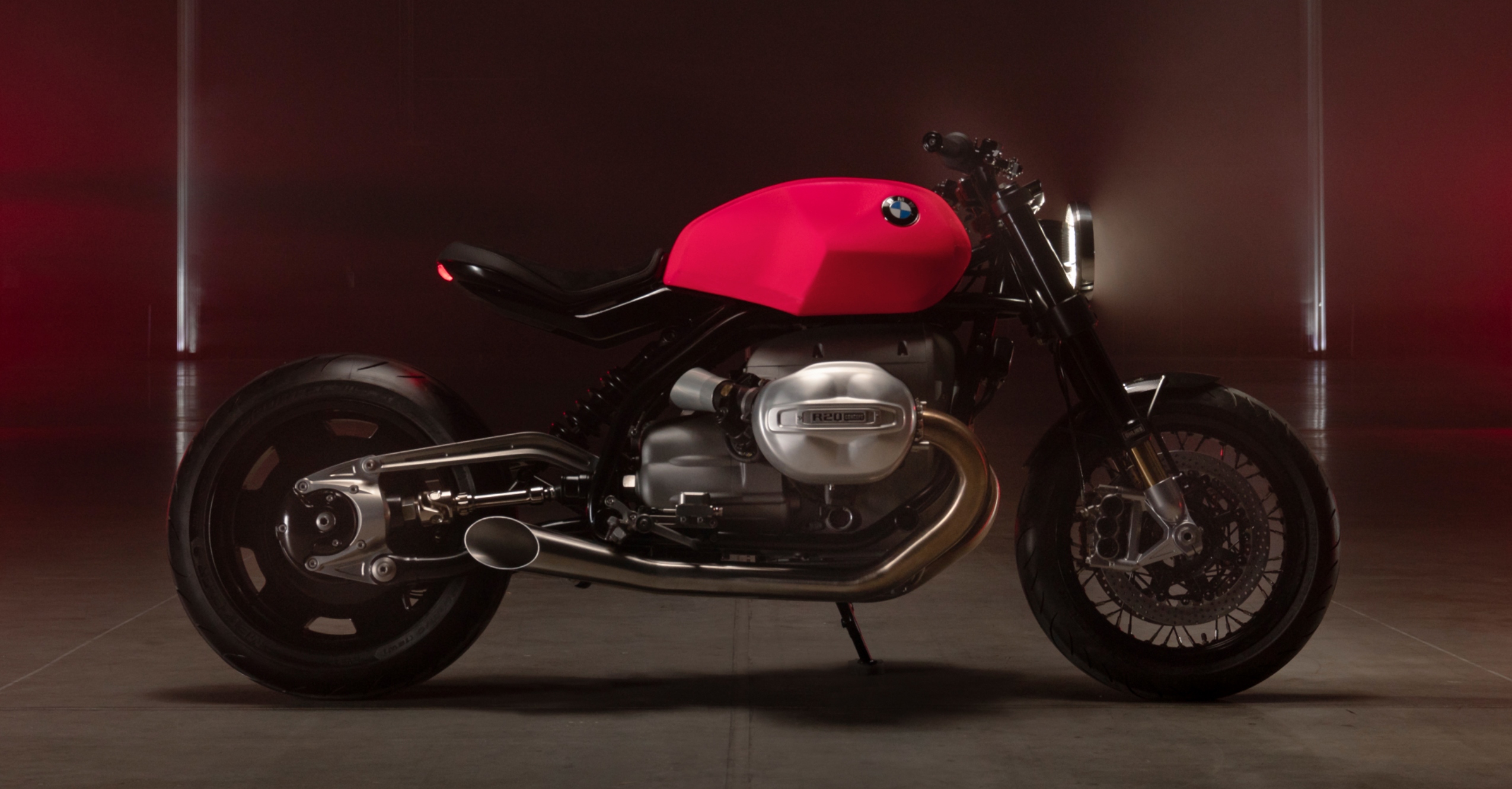 The BMW R20 Concept Is A Beastly 2.0-Liter Naked Bike