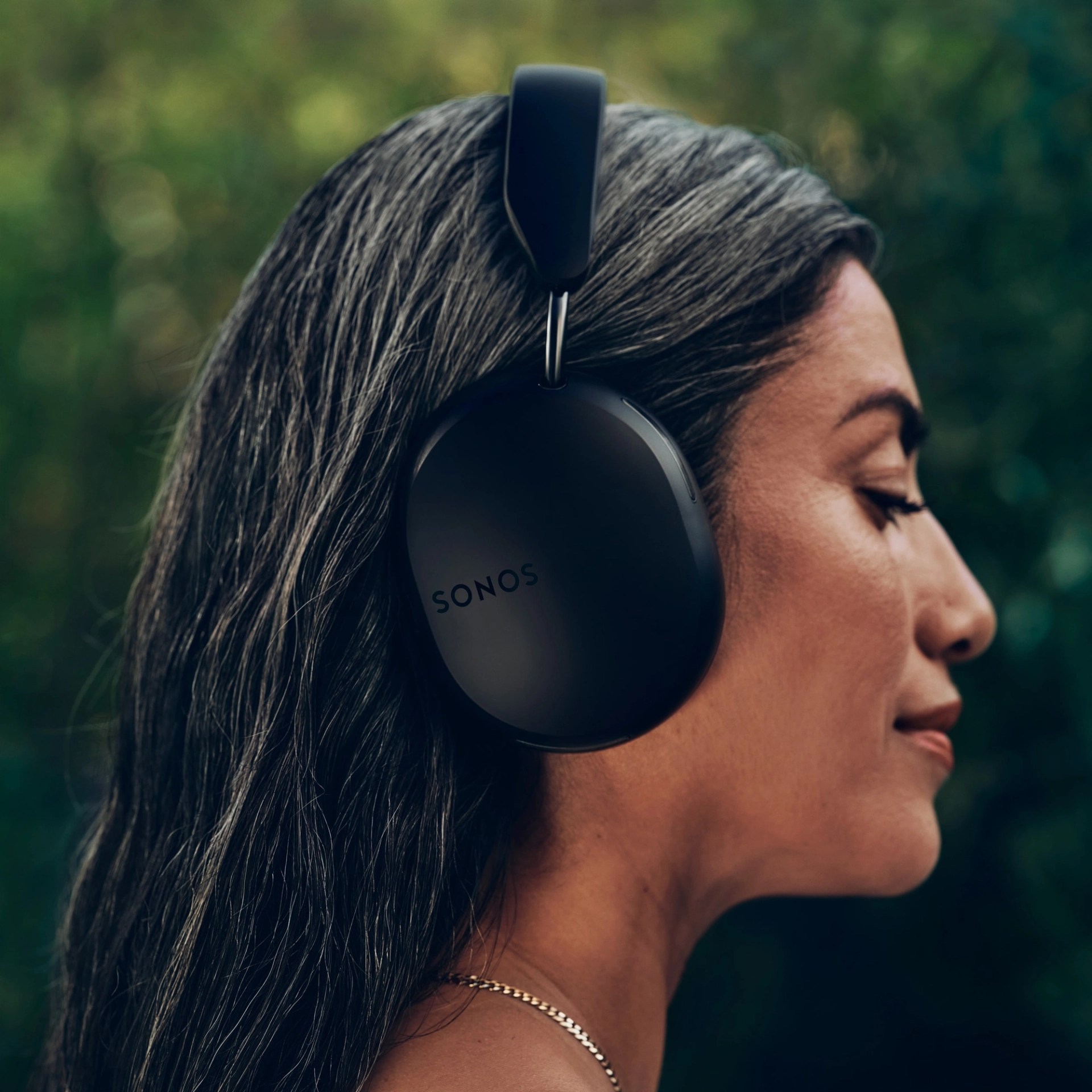 The Sonos Ace Is The Audio Brand's First Bluetooth Over-Ear