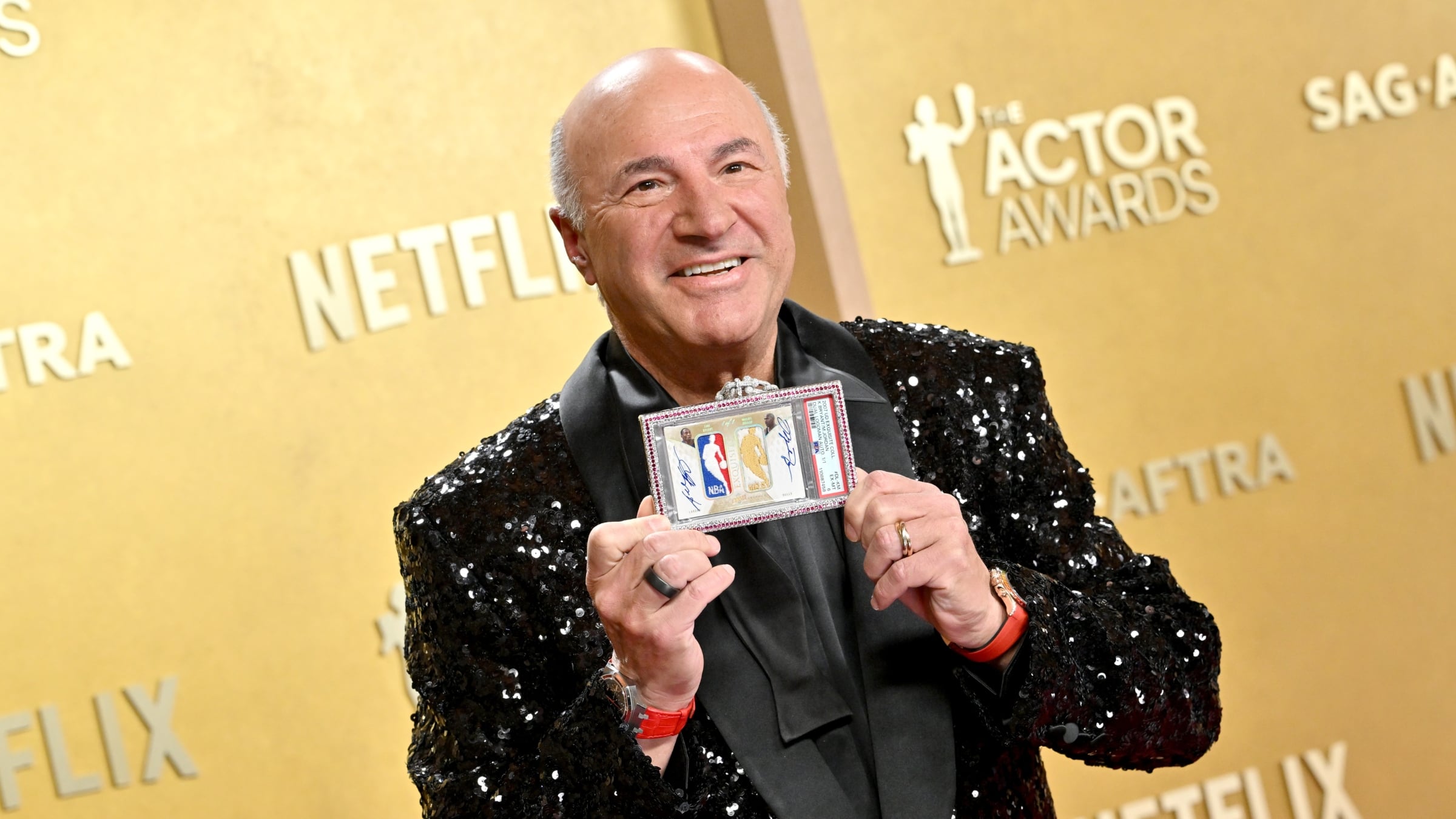 Kevin O’Leary Flaunts $20 Million Michael Jordan & Kobe Bryant Trading Card At SAG Awards